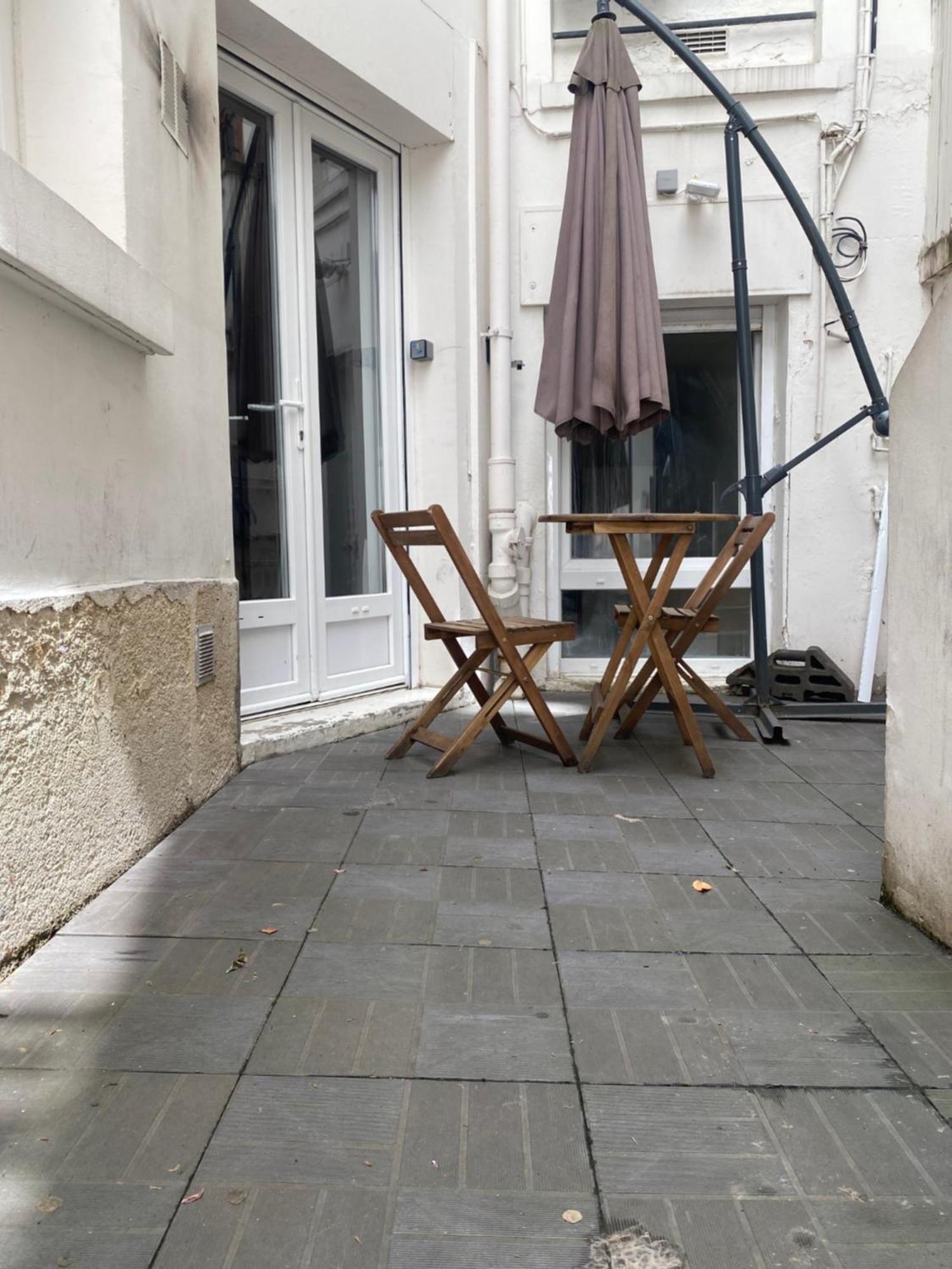 Atypique Cosy Et Hyper Centre 10eme Pres Du Canal Saint-martin Apartment